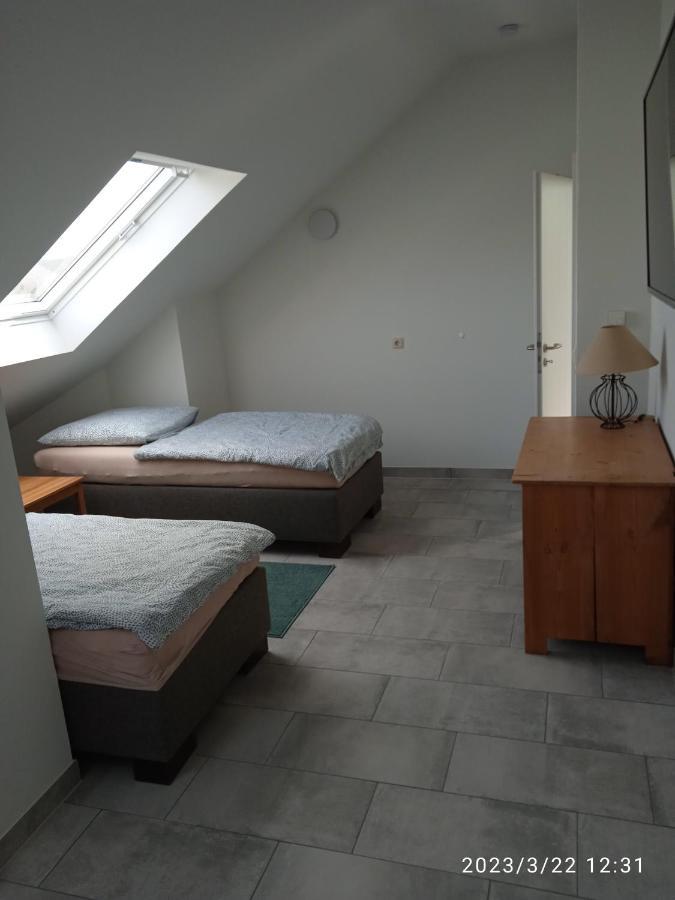 Zimmer Frei 3 Wiesbaden Eksteriør billede